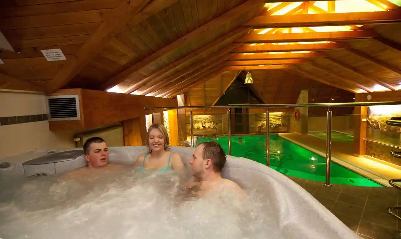 Hotel Toporów Style - atmosphärisches Interieur 6